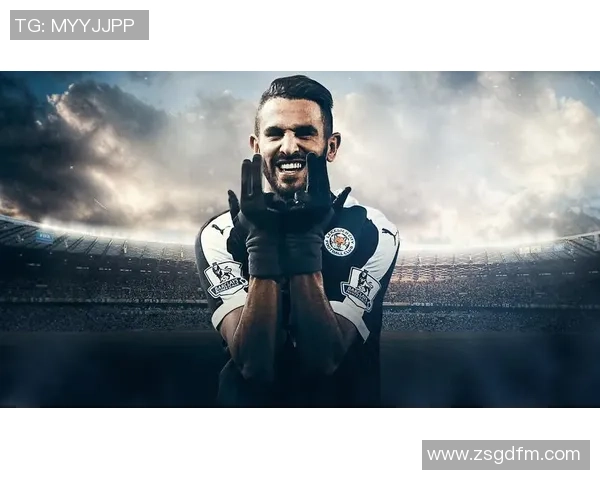 足球明星风采尽显海报设计展现球场魅力与激情的视觉盛宴